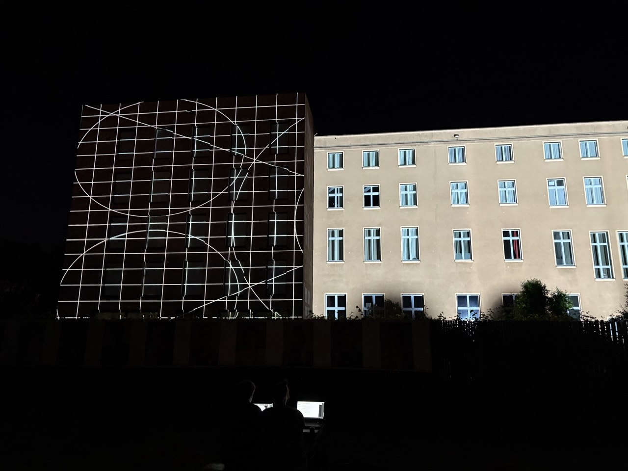 photo_5239979398591614756_y